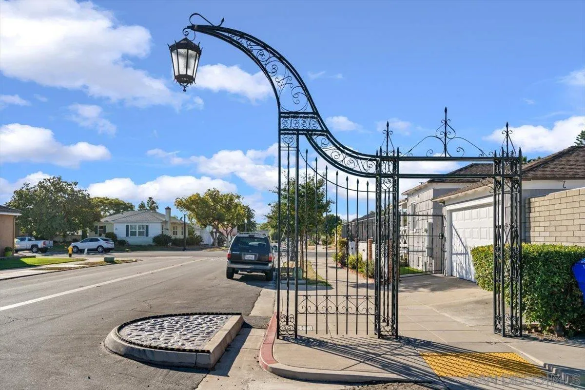 https://cdn.realtyfeed.com/cdn/127/240026446/19eb1455524651c6340270014d5e9c89.webp