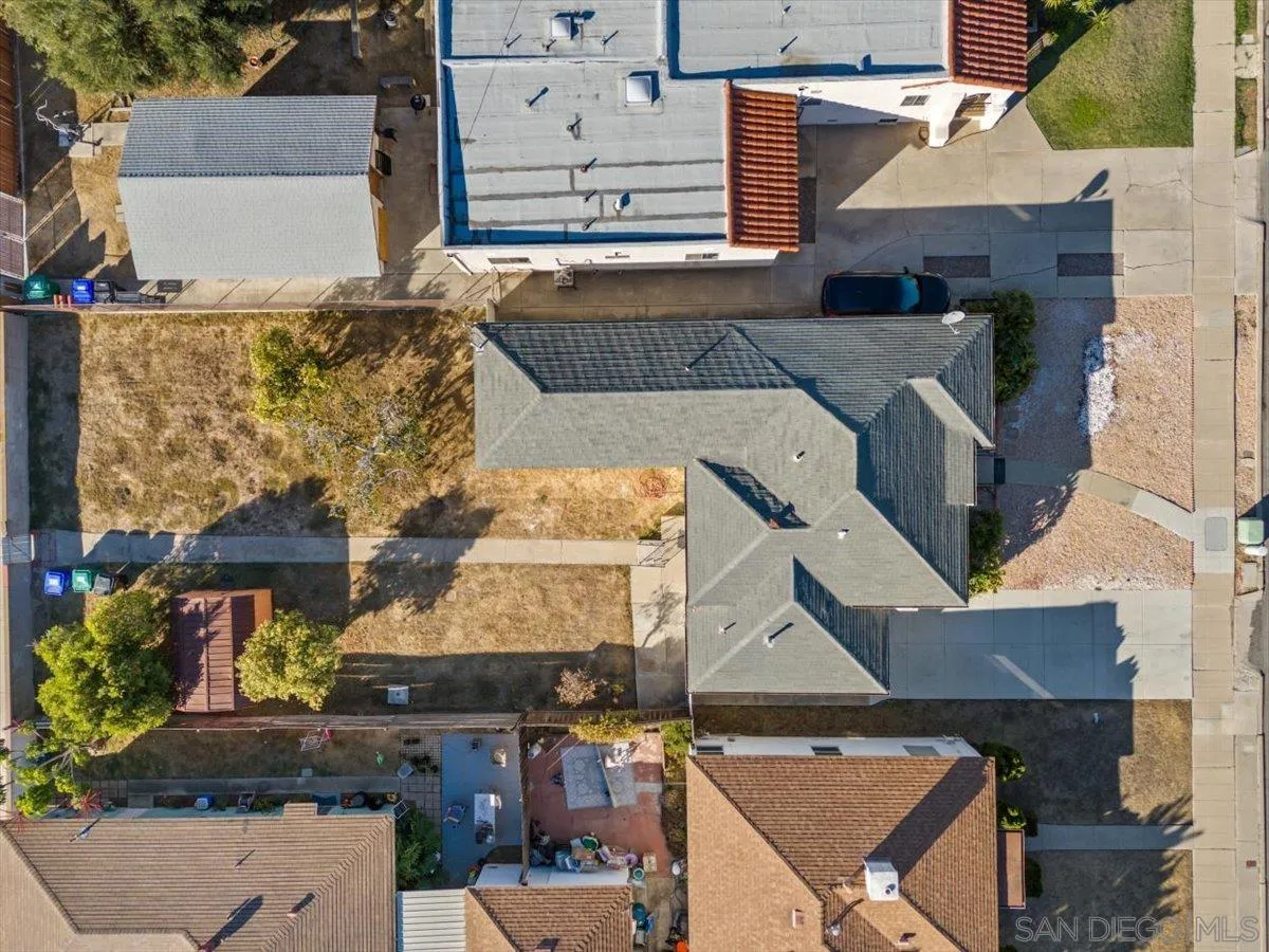 https://cdn.realtyfeed.com/cdn/127/240026446/339a5ec7699f294ee1f9031b2a29f25e.webp