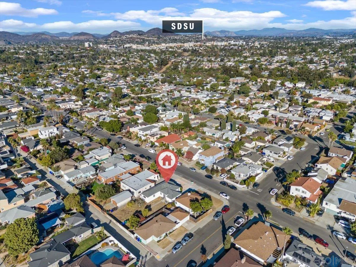 https://cdn.realtyfeed.com/cdn/127/240026446/6327106a9689c00df92d0119fa4502a3.webp