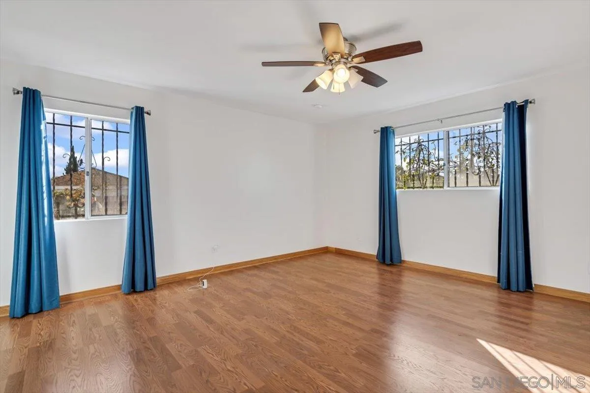 https://cdn.realtyfeed.com/cdn/127/240026446/dc0e8ce378d48905b48809fb1962b5b4.webp