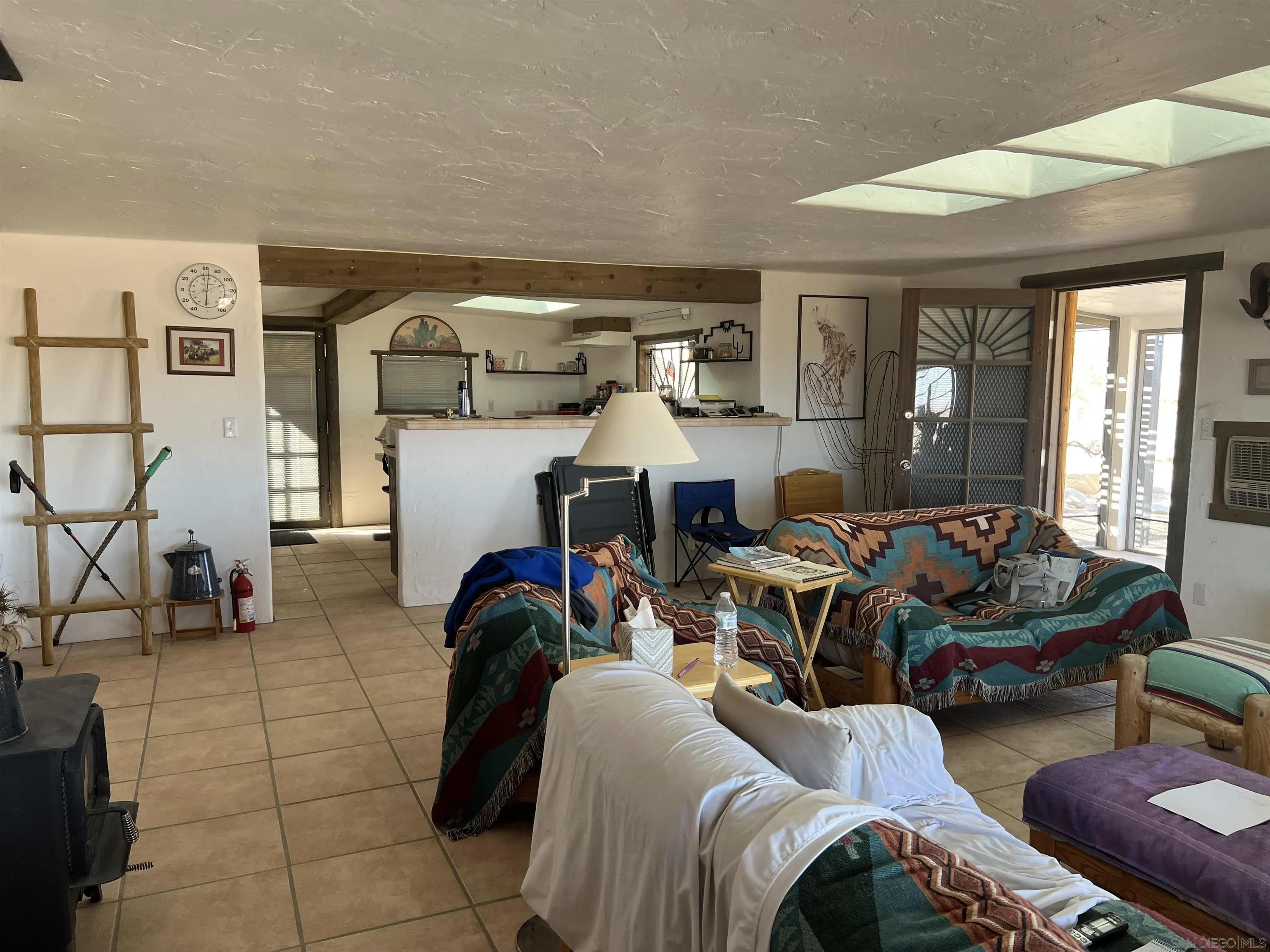 https://cdn.realtyfeed.com/cdn/127/240026553/064fb266313fd286c470abca8dc8064f.webp
