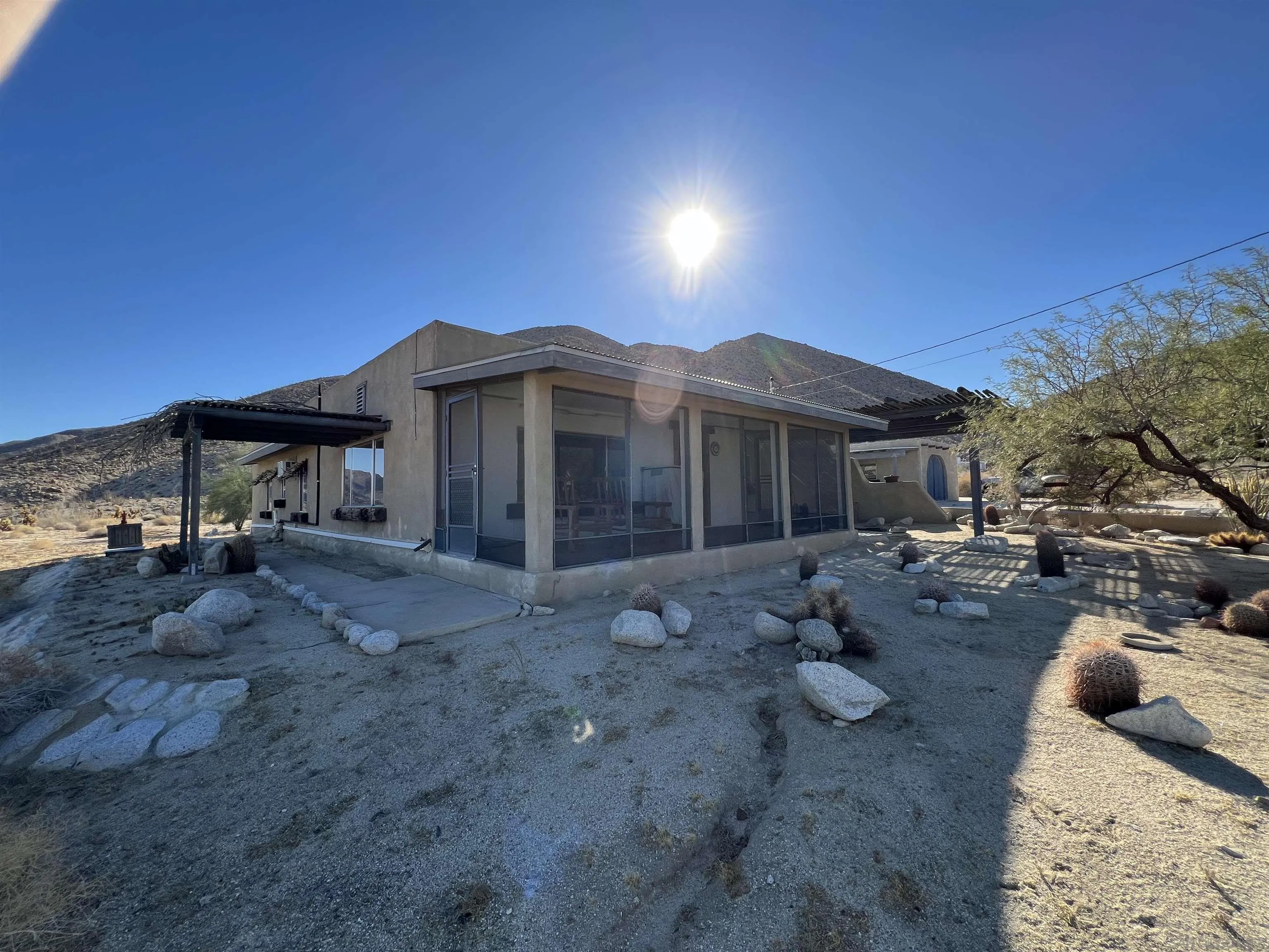 https://cdn.realtyfeed.com/cdn/127/240026553/8003be09317be7311779345251555517.webp