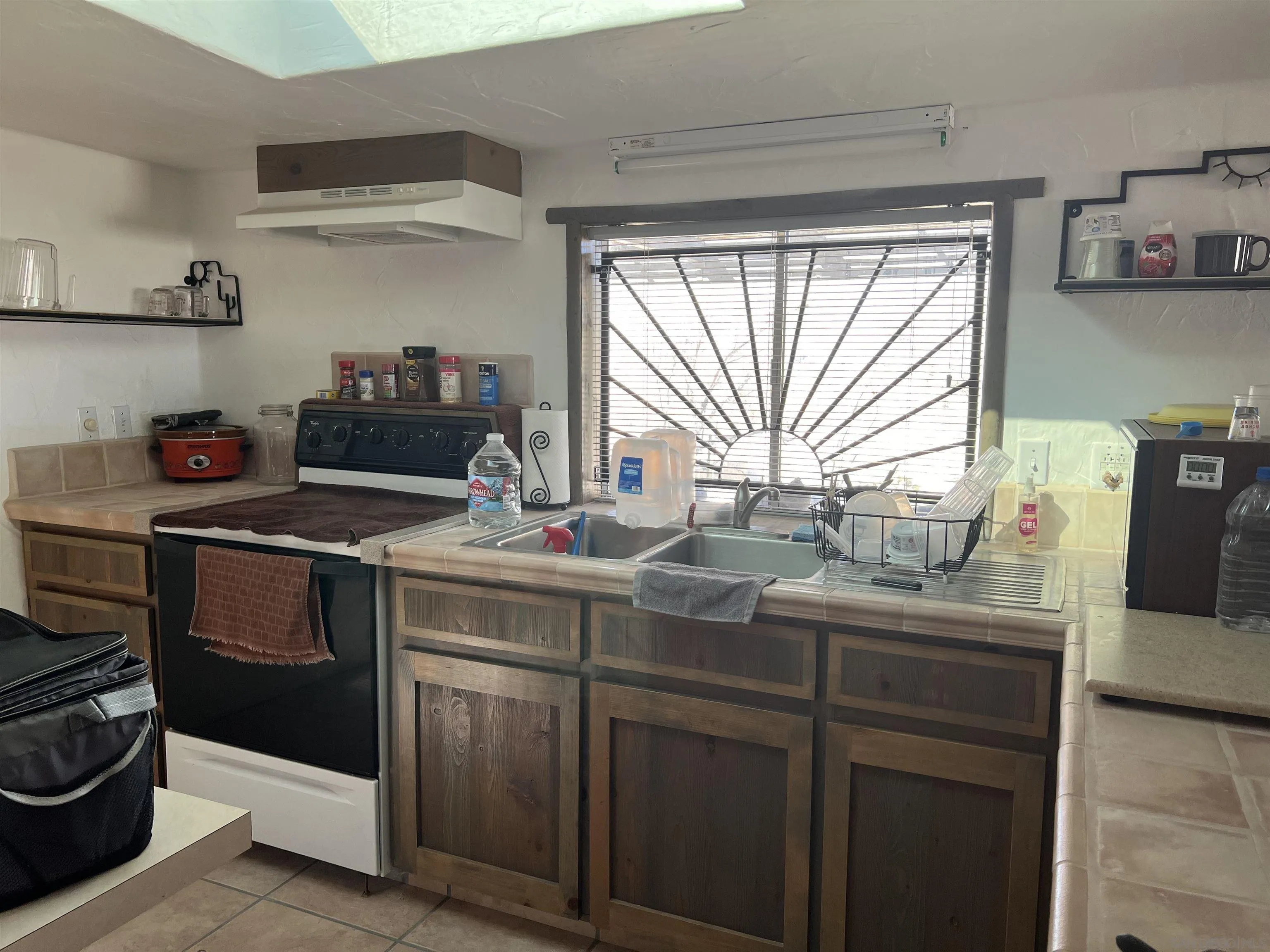 https://cdn.realtyfeed.com/cdn/127/240026553/c013d30c0b49c4f528c007171e92876c.webp