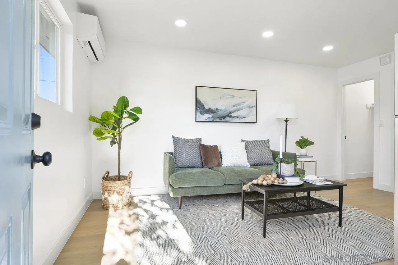 https://cdn.realtyfeed.com/cdn/127/240026752/e65af69721c87020608e3f3510def16c.webp