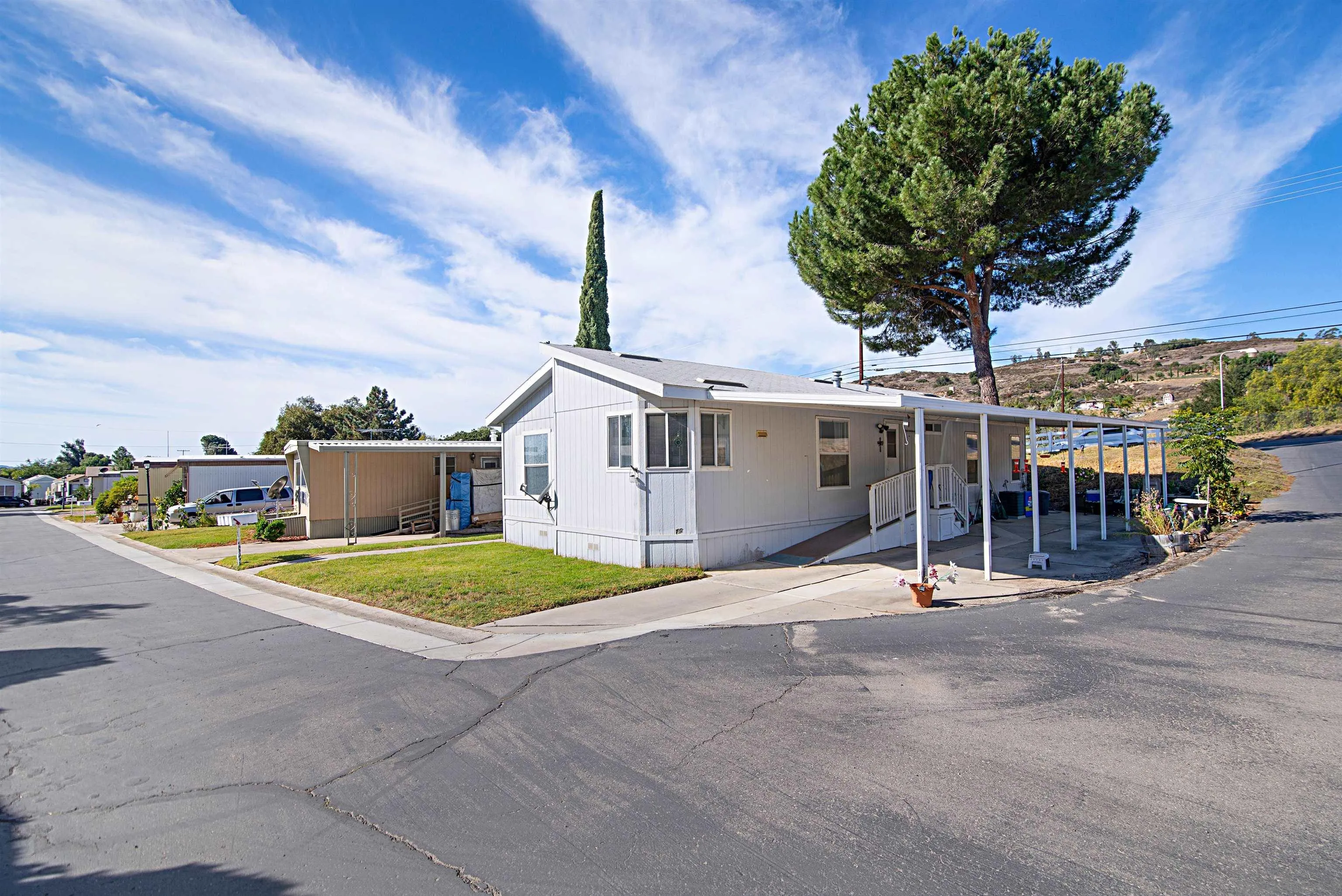 https://cdn.realtyfeed.com/cdn/127/240026910/4ac50f404509ef778eb7f8616b2b8dc0.webp