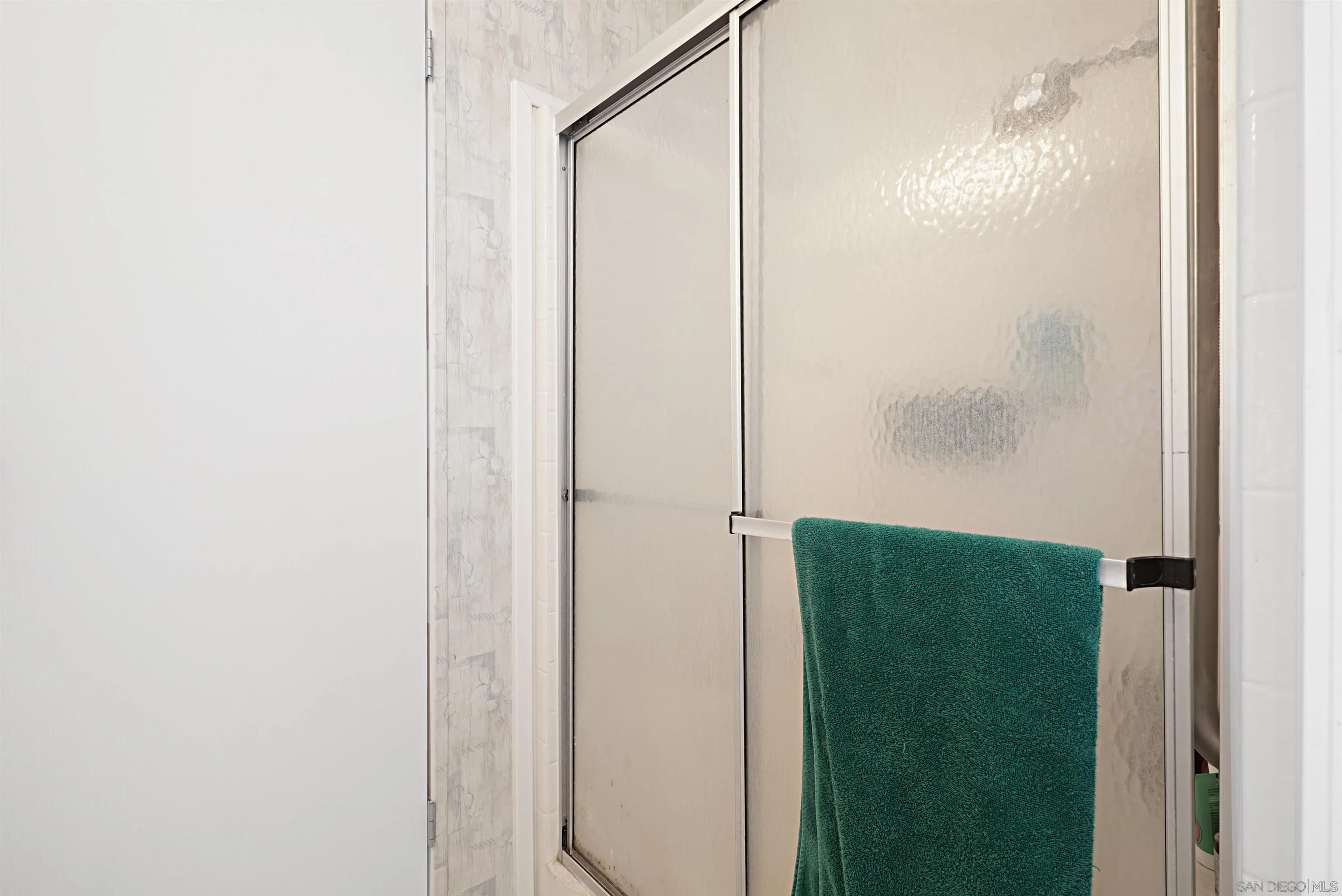 https://cdn.realtyfeed.com/cdn/127/240026910/8cbacfde6689a17e63d999b777d71ee6.webp