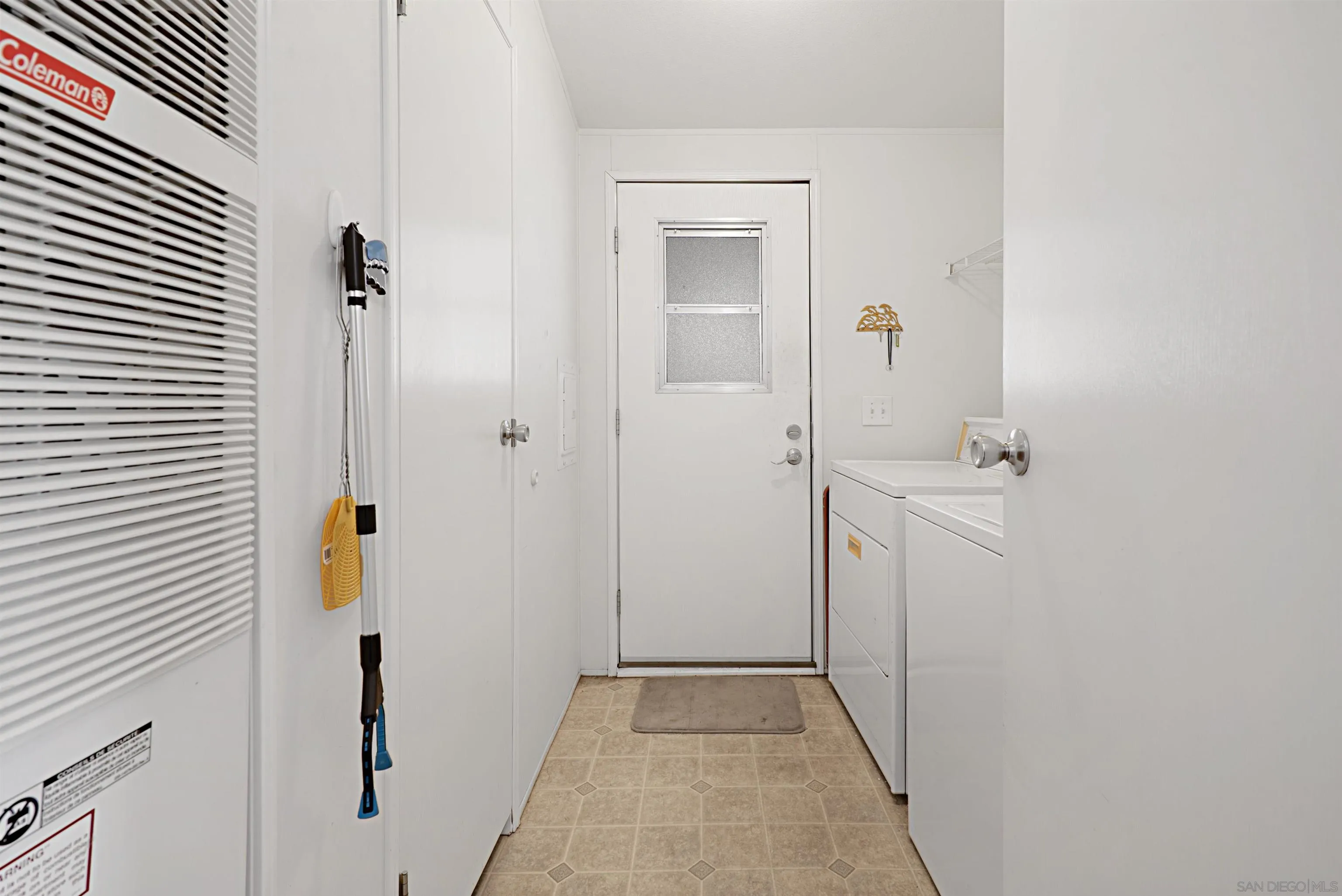 https://cdn.realtyfeed.com/cdn/127/240026910/ad14f216f74ed250b6ef3260269c7950.webp