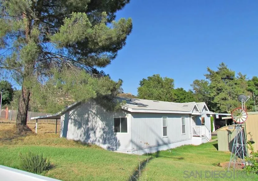 https://cdn.realtyfeed.com/cdn/127/240026910/e1cc3f8f7dfe56c534444b78626cbe08.webp