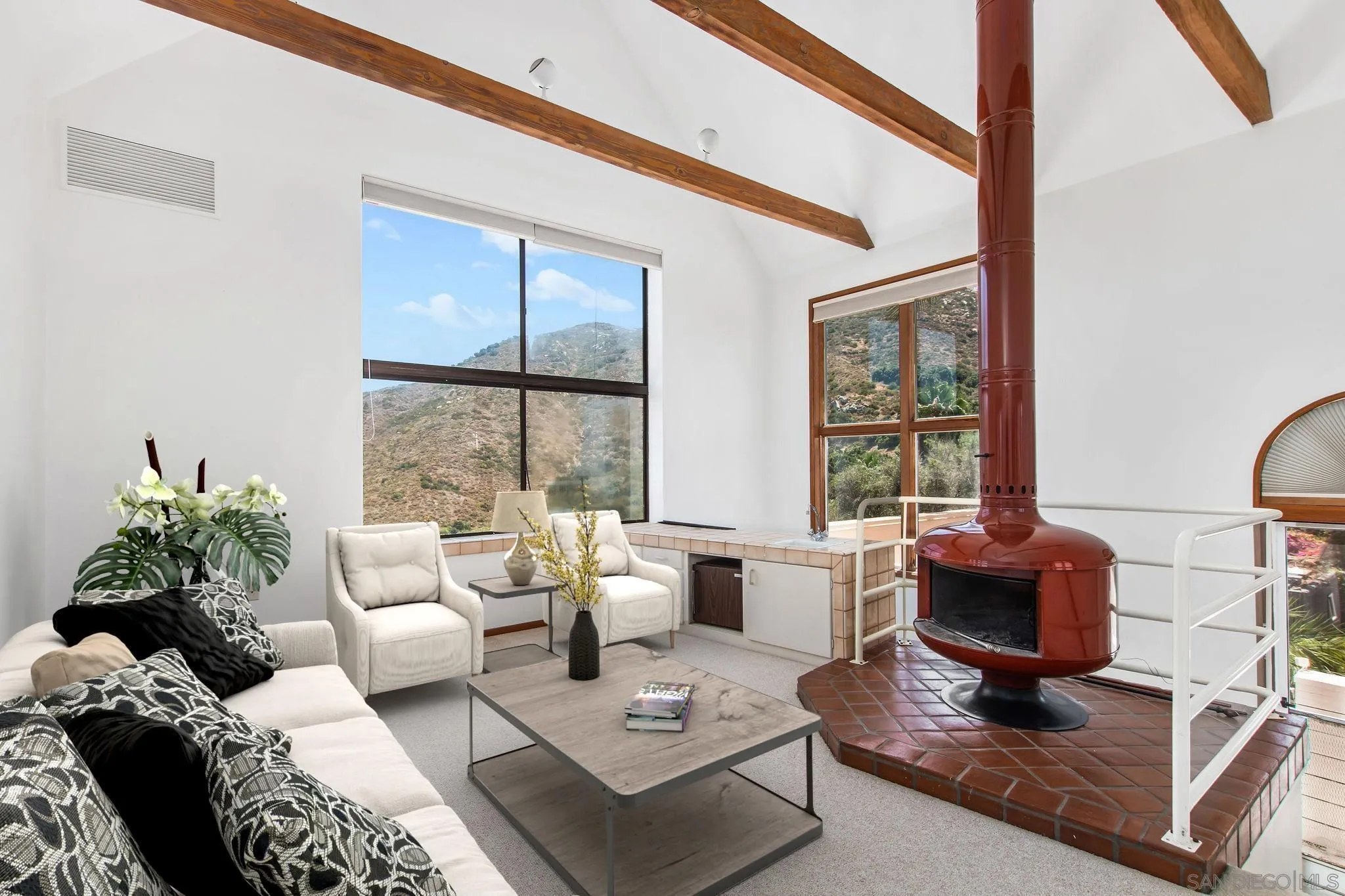 https://cdn.realtyfeed.com/cdn/127/240026943/6d44b27ee3708367748026c72af6c1ad.webp