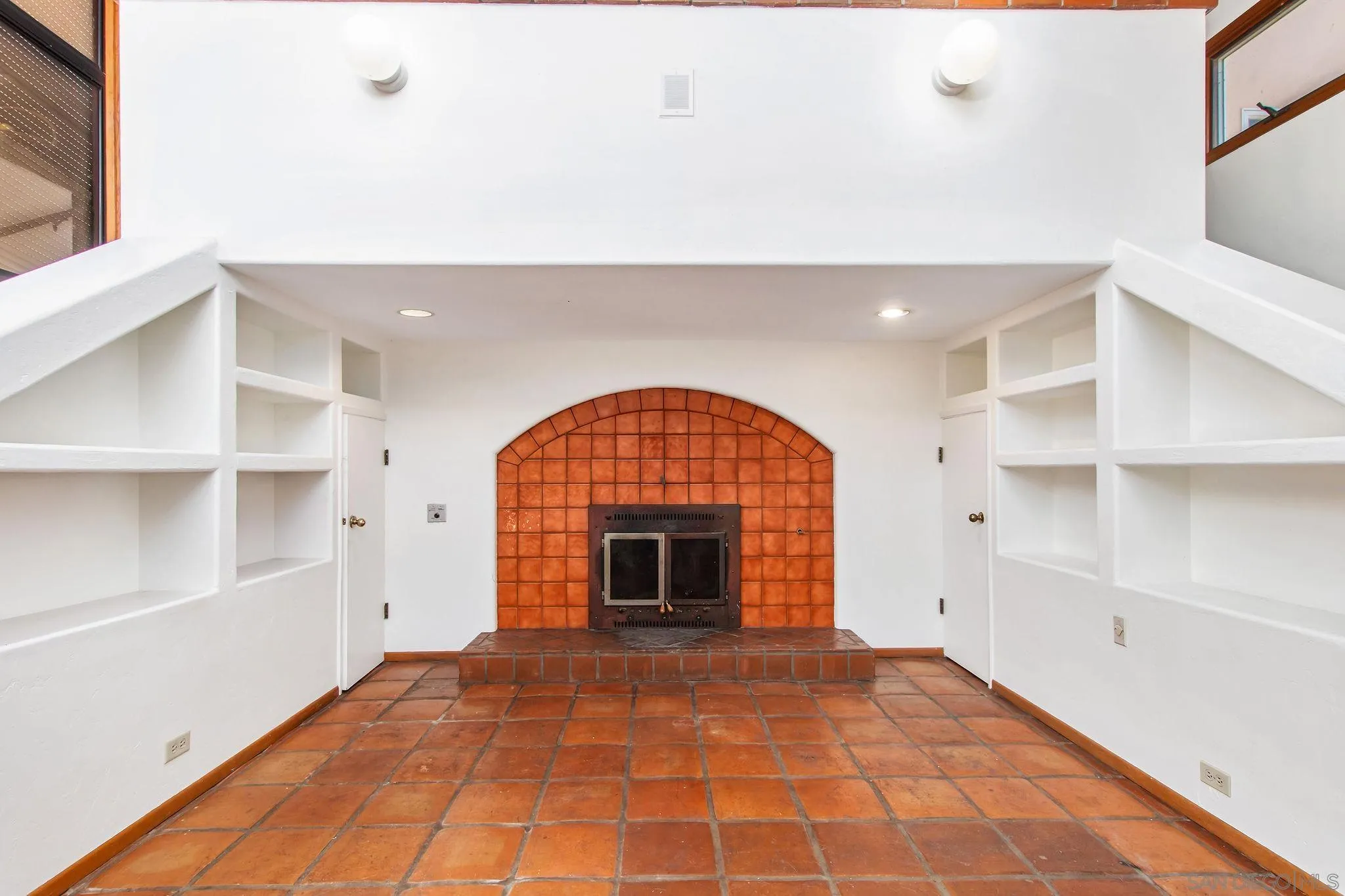 https://cdn.realtyfeed.com/cdn/127/240026943/8cbdf37f1c87a08d15027b3955f78eaa.webp