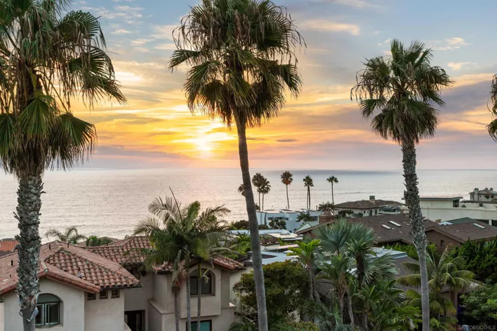 5430  La Jolla Boulevard  , La Jolla, CA 92037