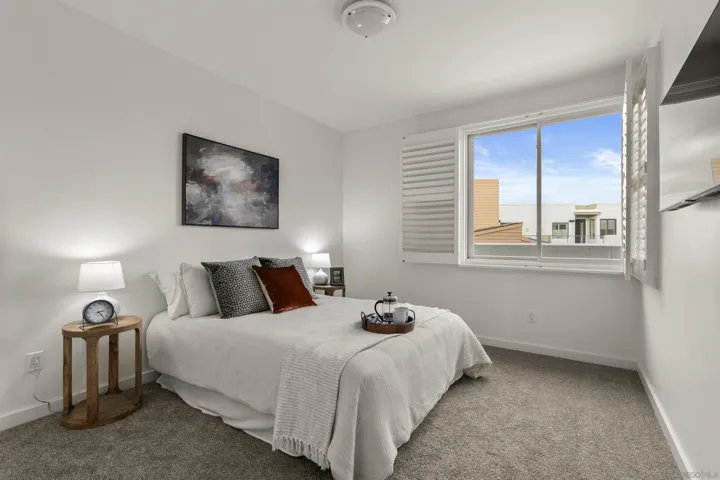 5430  La Jolla Boulevard  , La Jolla, CA 92037