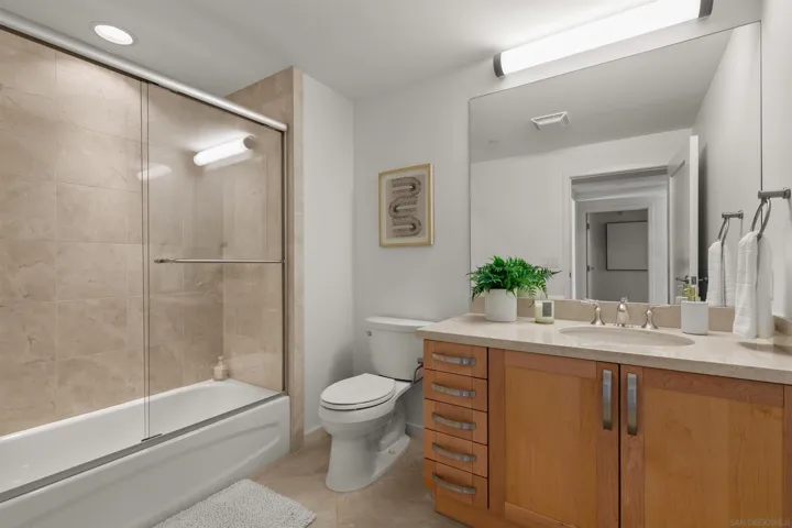 5430  La Jolla Boulevard  , La Jolla, CA 92037