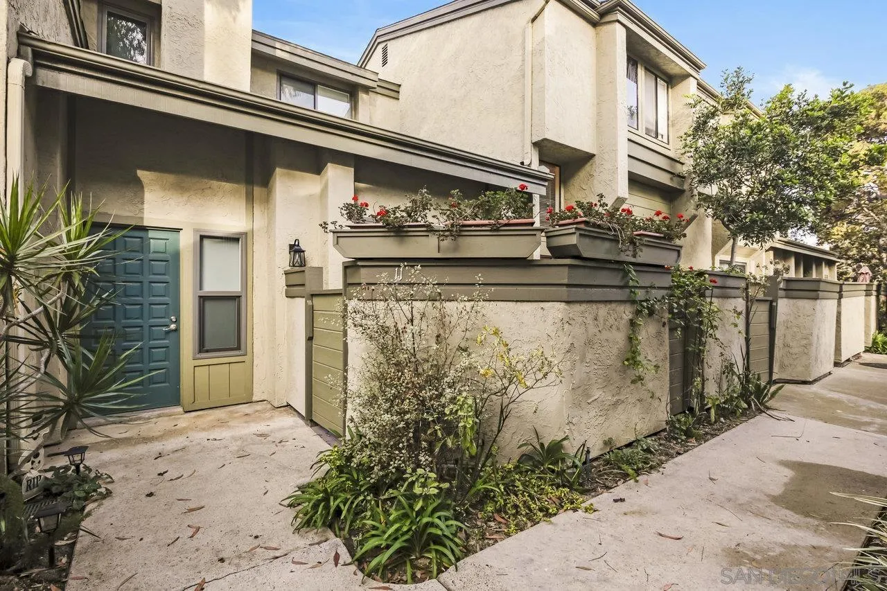Photo #2: 240027463 Listing 