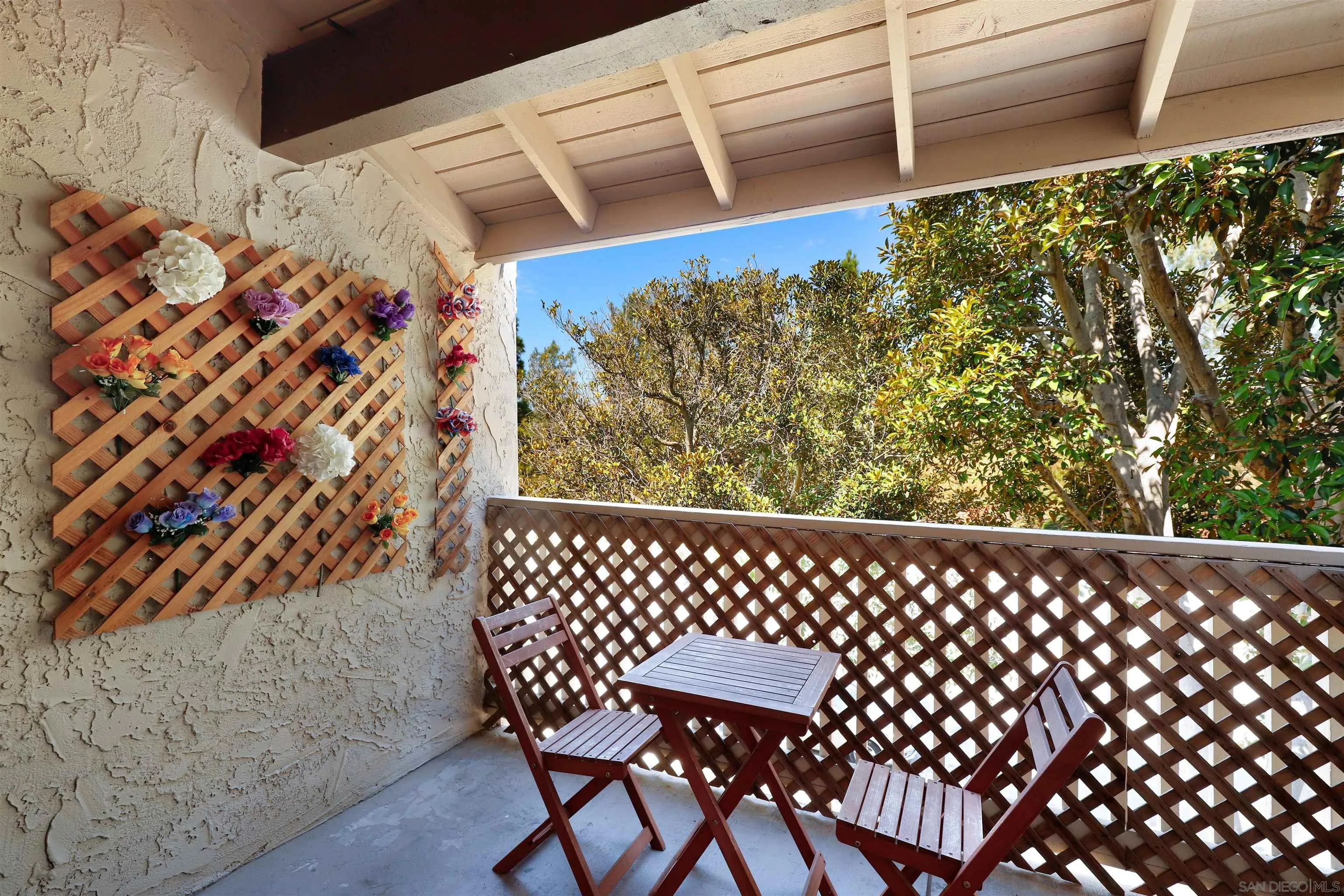 Photo #5: 240027474 Listing 