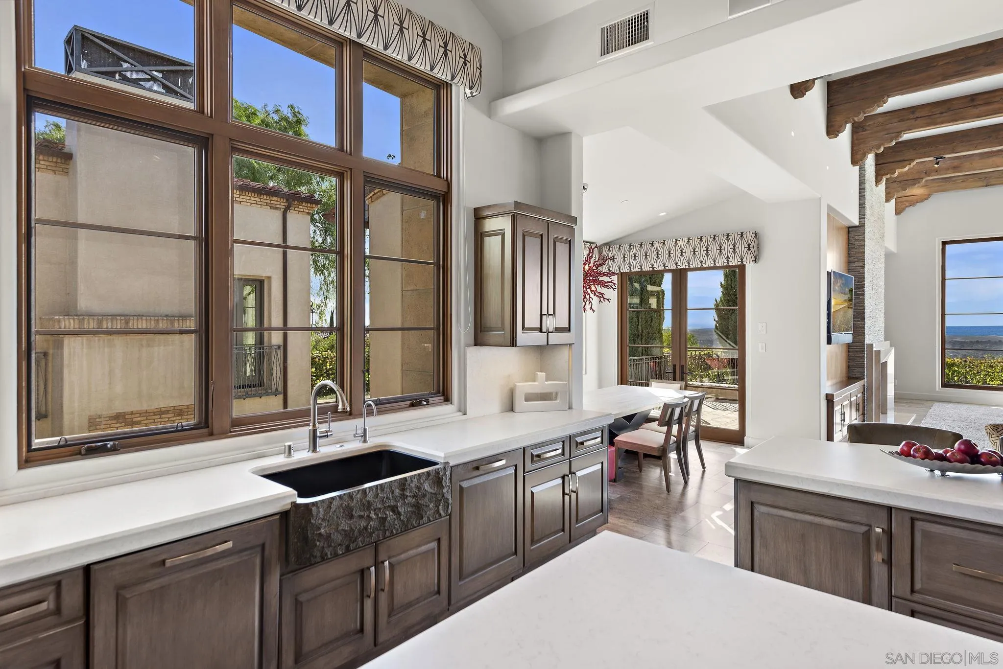 https://cdn.realtyfeed.com/cdn/127/240027691/09b65b47c43fe7ff18af013efc40f619.webp