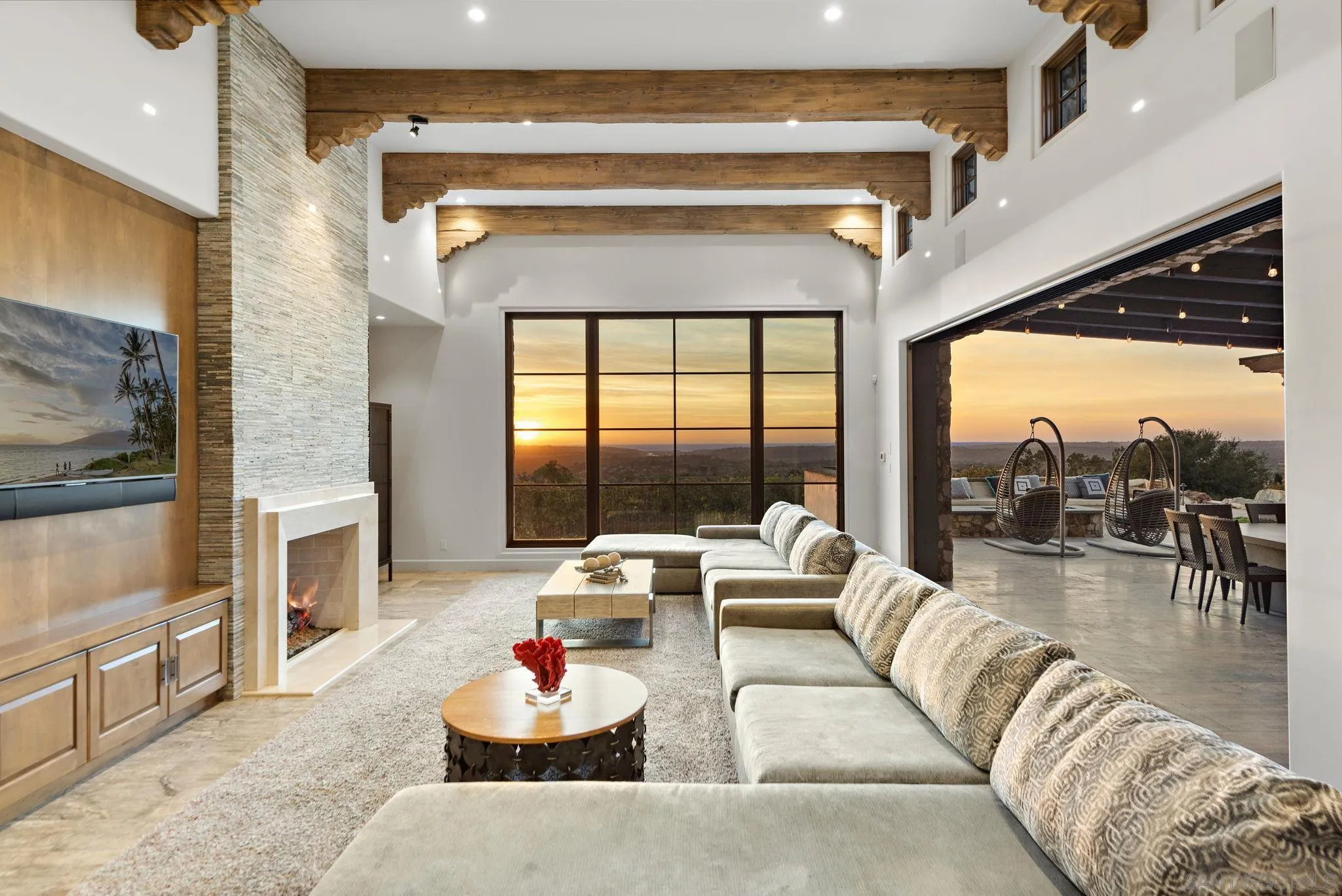 https://cdn.realtyfeed.com/cdn/127/240027691/3ef224e83b9db0af1ec3427d1d1fb59a.webp