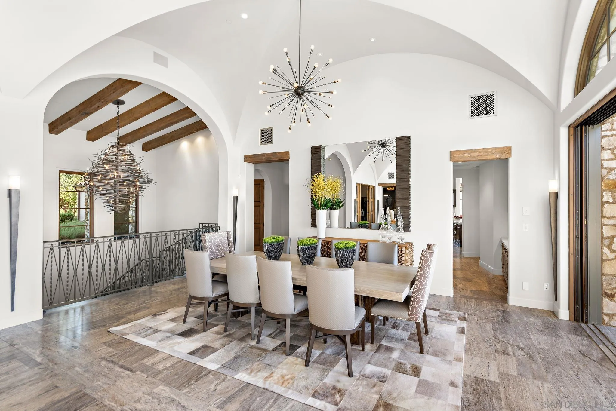 https://cdn.realtyfeed.com/cdn/127/240027691/7191068e12202c4fb8ac7824582f5b06.webp