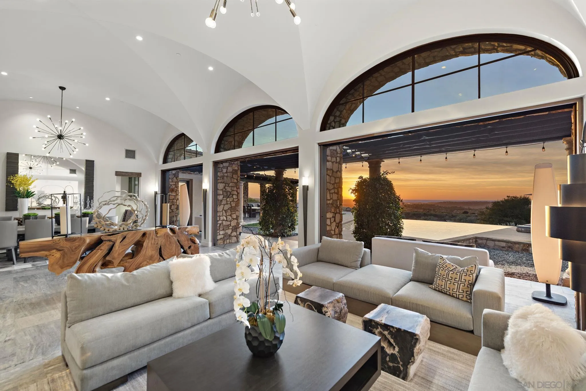 https://cdn.realtyfeed.com/cdn/127/240027691/dd916cd4d38d6efb0eb6bc85f6f9ed27.webp