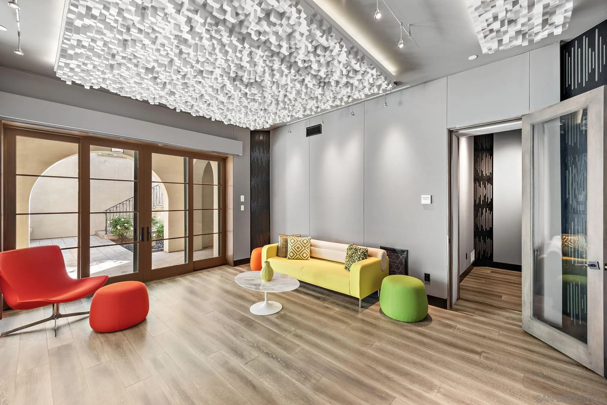 https://cdn.realtyfeed.com/cdn/127/240027691/e64a64ef6ed8b8c46f7c9e77d1db75de.webp