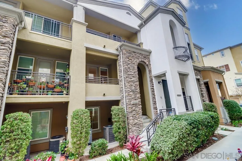 Photo #5: 240027952 Listing 
