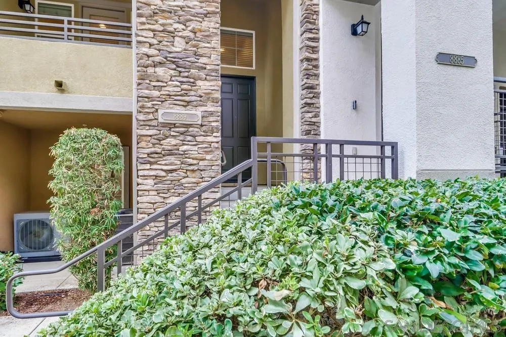 Photo #3: 240027952 Listing 