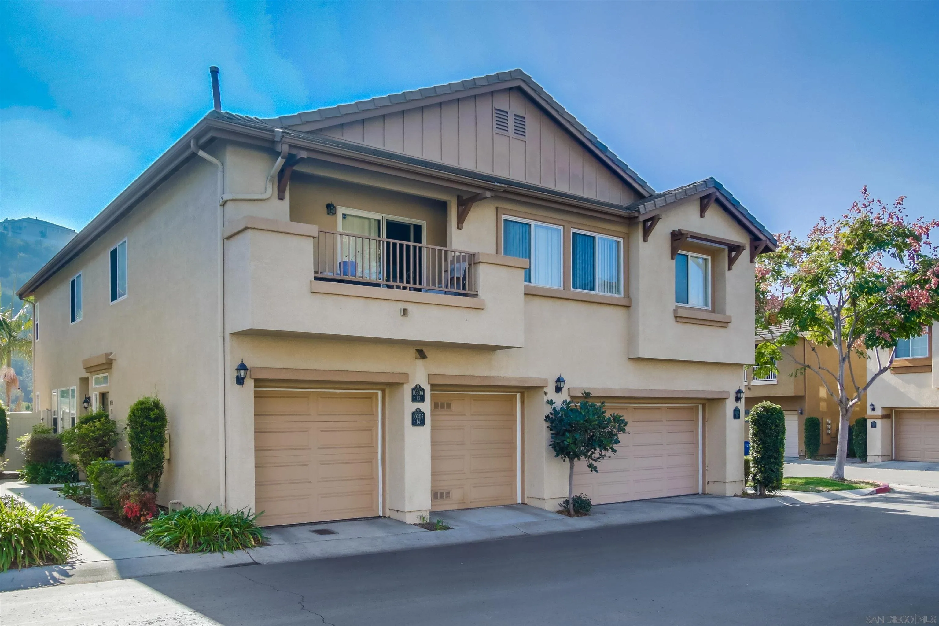More Details about MLS # 240027991 : 10306 SCRIPPS POWAY PKWY UNIT 14