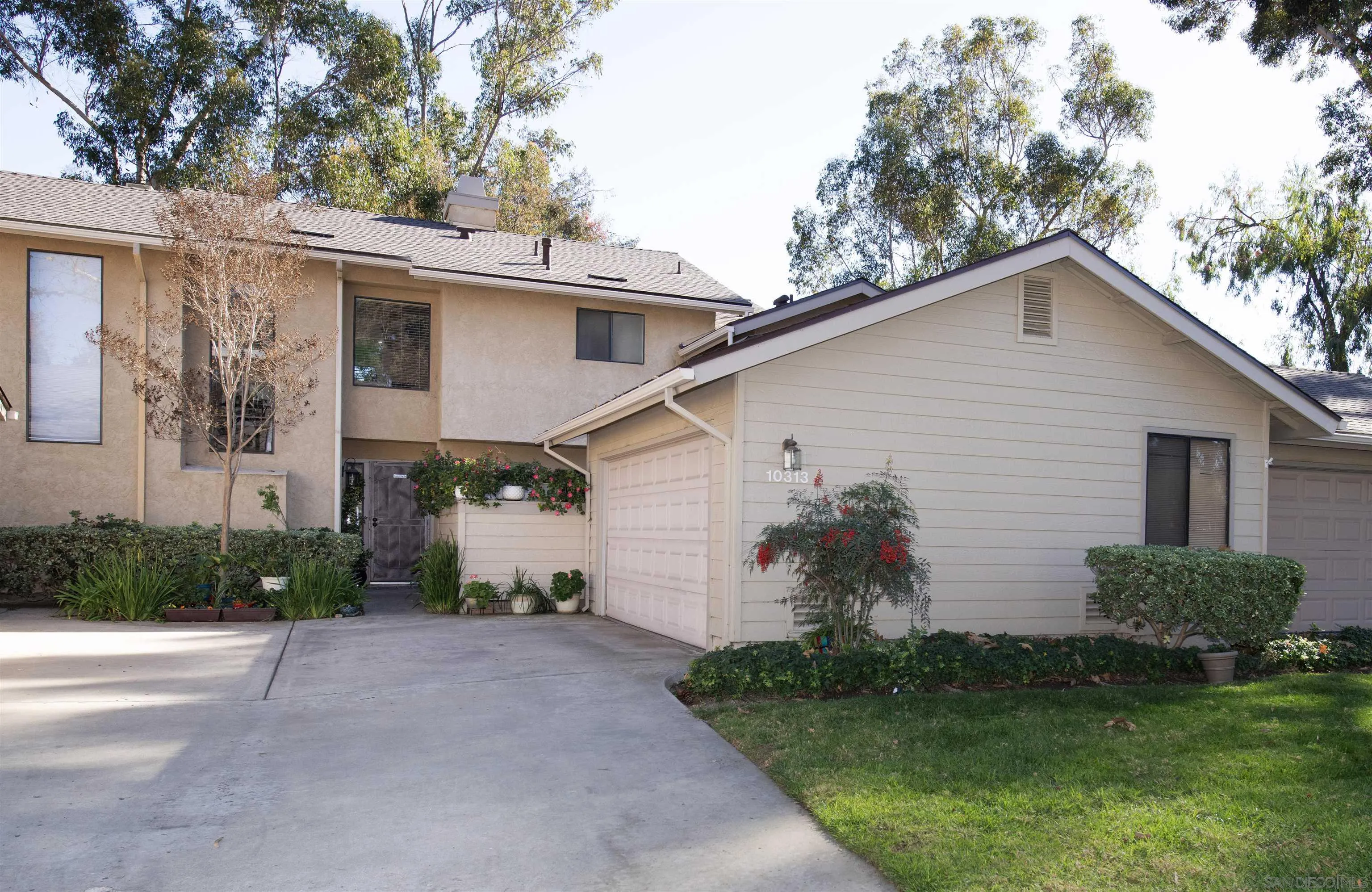 MLS: 240028184 Condo For Sale