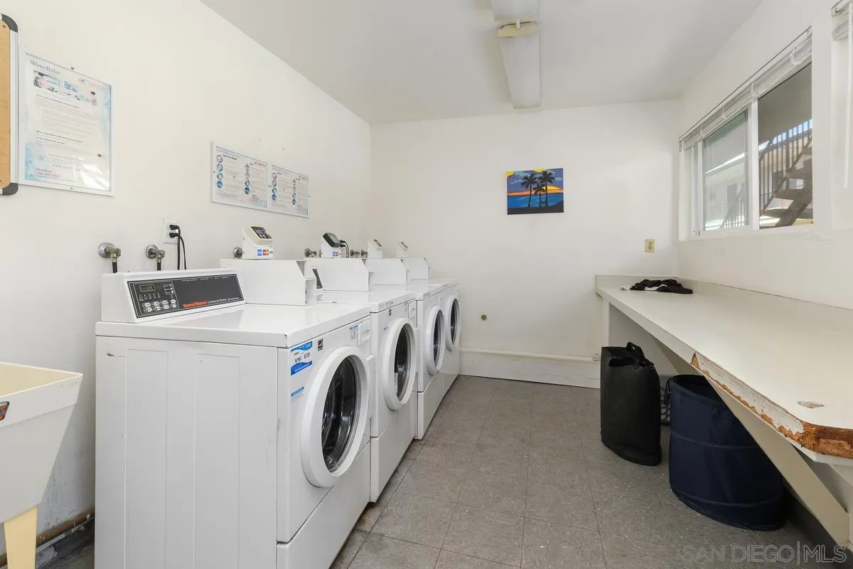 Photo #25: 240028393 Listing: Photo #25