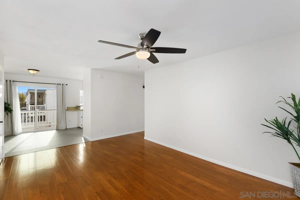 Photo #5: 240028393 Listing 