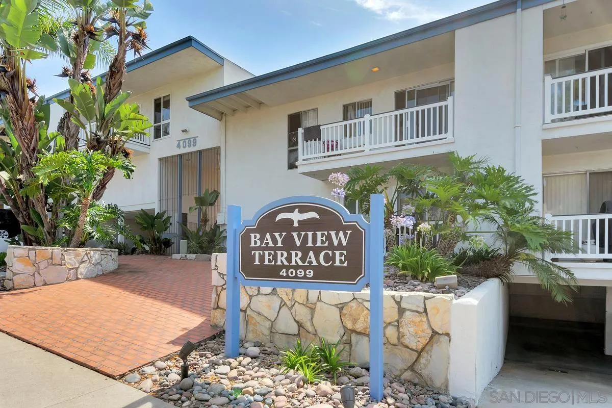 Photo #2: 240028393 Listing 