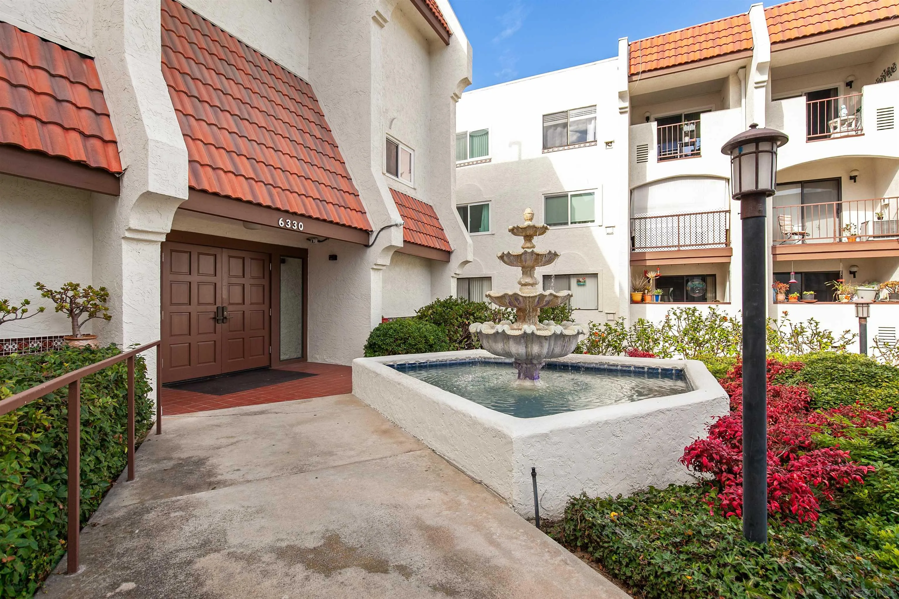 Photo #3: 240028537 Listing 