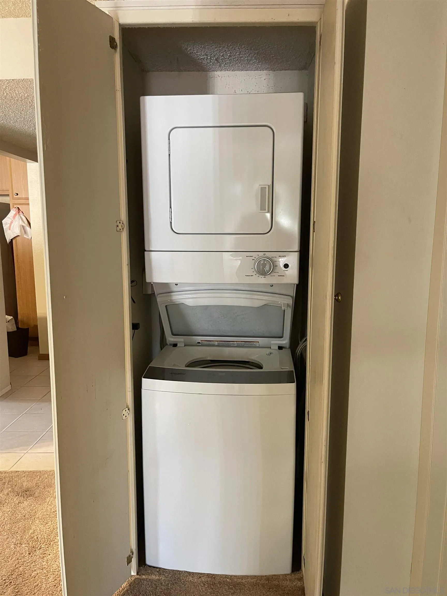 Photo #3: 240028914 Listing 