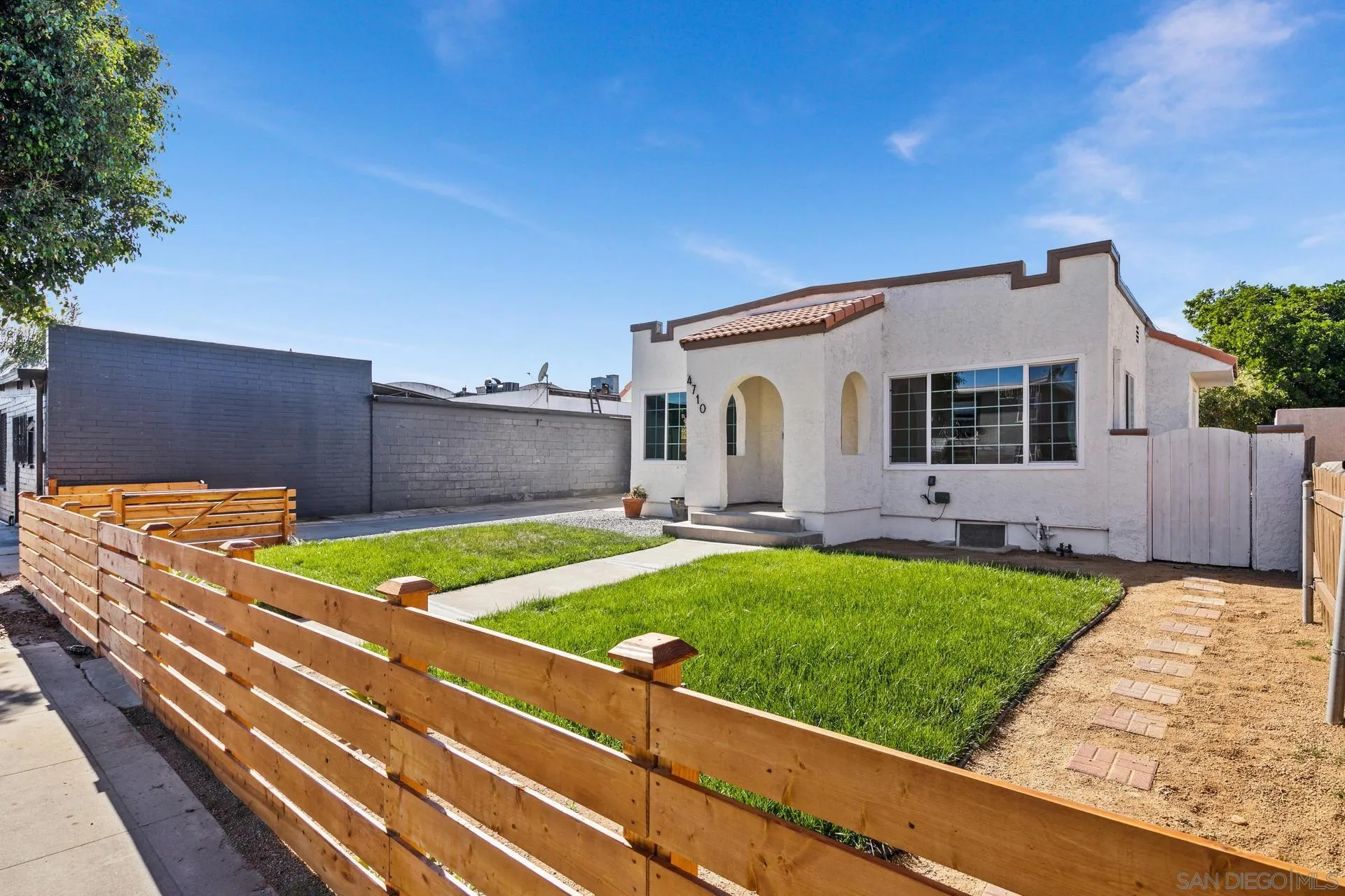 4710 Mansfield St, San Diego, Ca 92116 - Photo 4 of 34, San Diego, CA