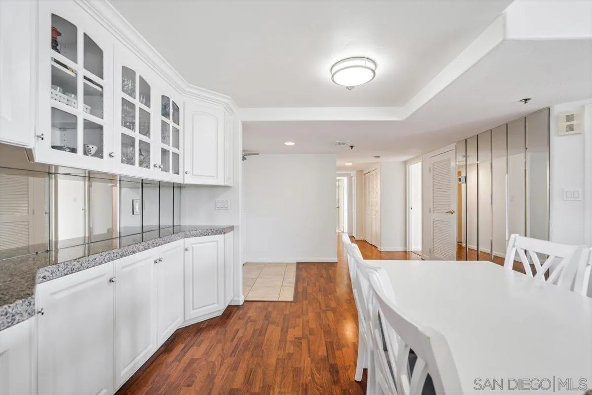 Photo #6: 240028937 Listing 