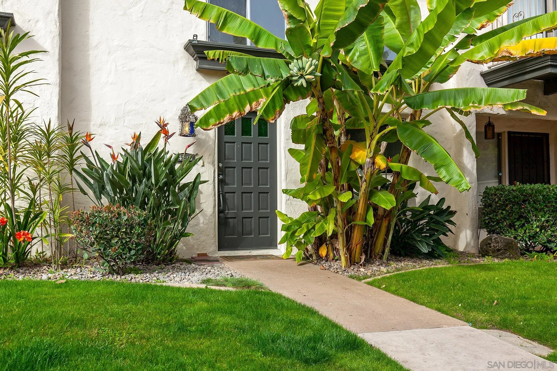 Photo #3: 240028984 Listing 