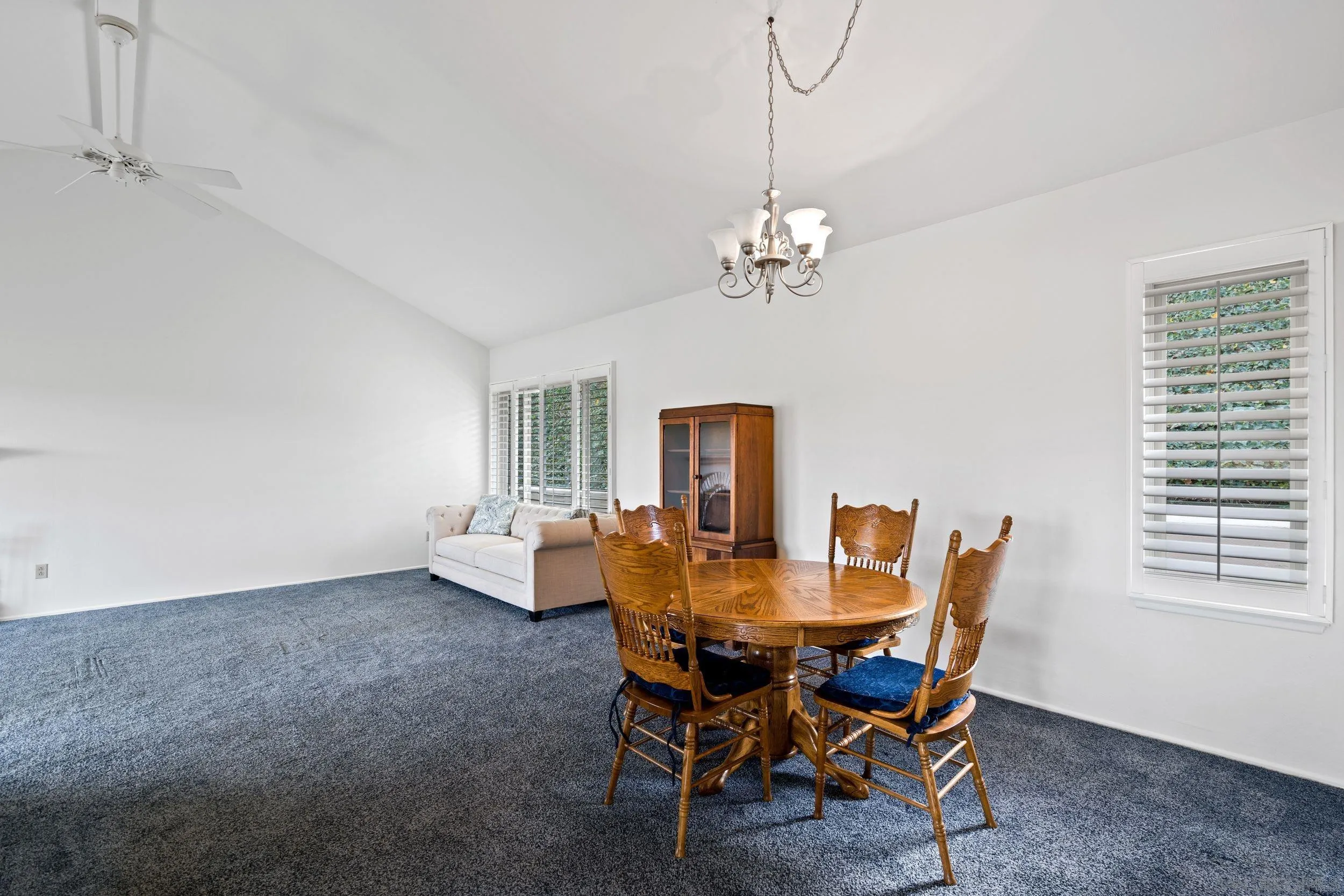 Photo #5: 240029019 Listing 