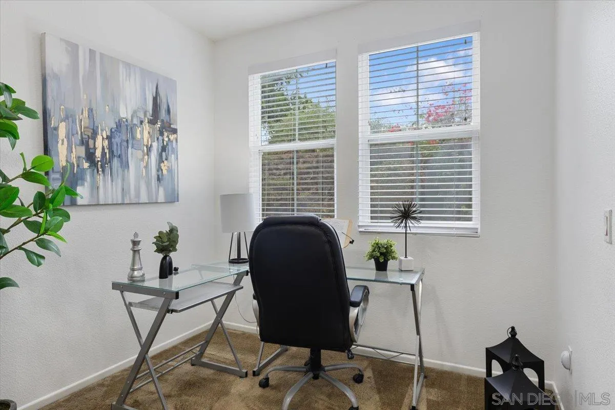 Photo #6: 240029046 Listing 