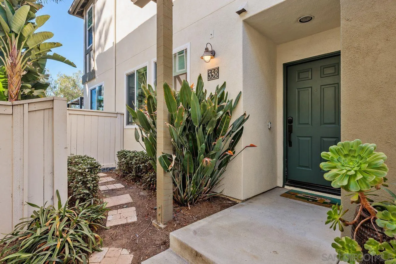 Photo #3: 240029053 Listing 