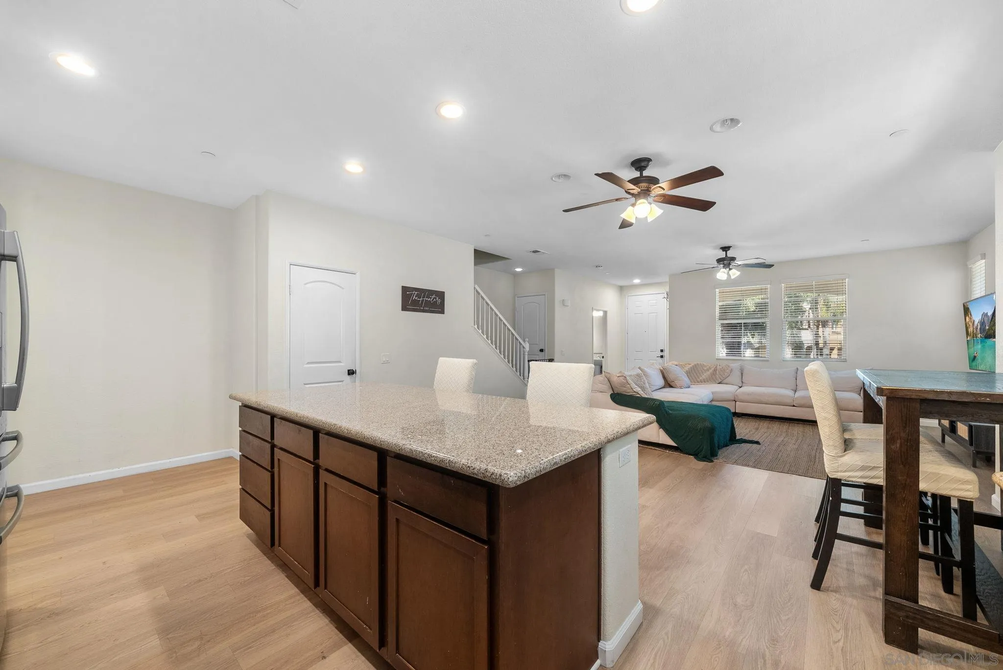 https://cdn.realtyfeed.com/cdn/127/250000005/4de3a30dba0b10c40436104e9f6340dd.webp