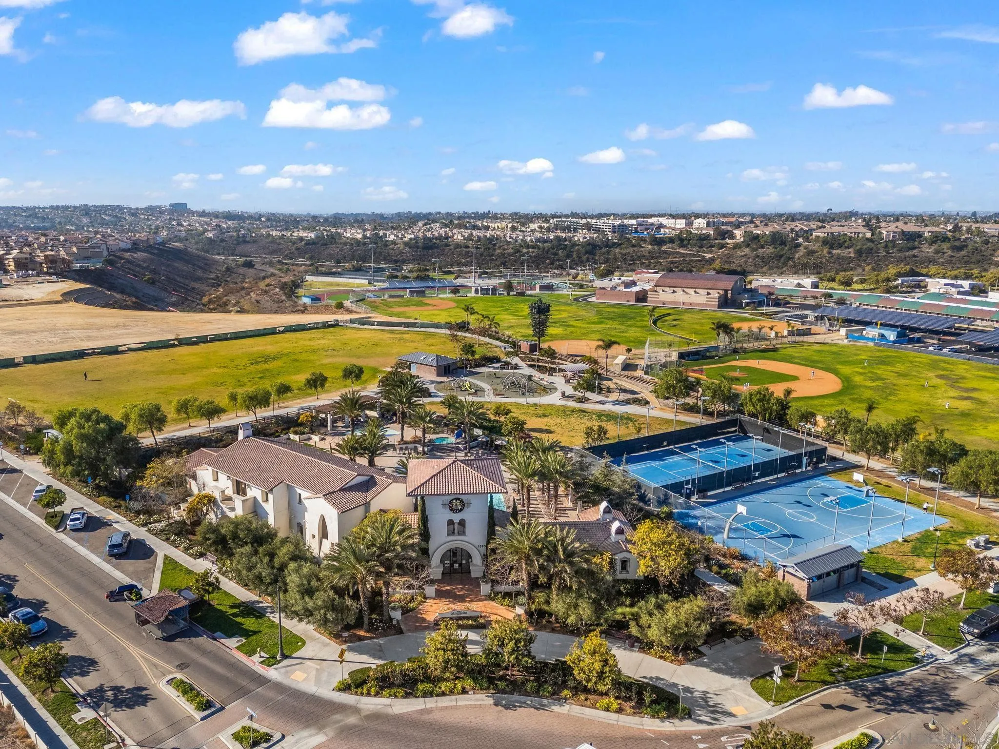 https://cdn.realtyfeed.com/cdn/127/250000005/e91caf6ac8ba4db54c68e1c2c58796b0.webp
