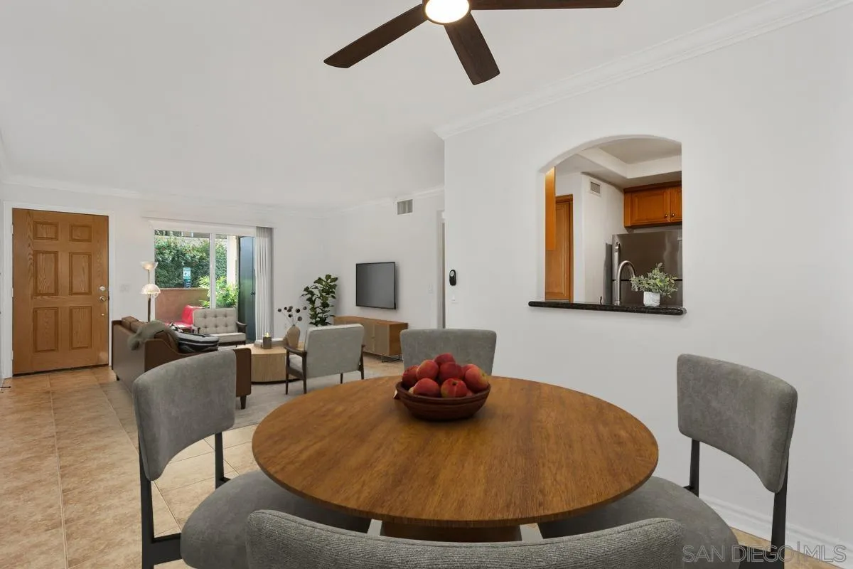 Photo #4: 250000255 Listing 