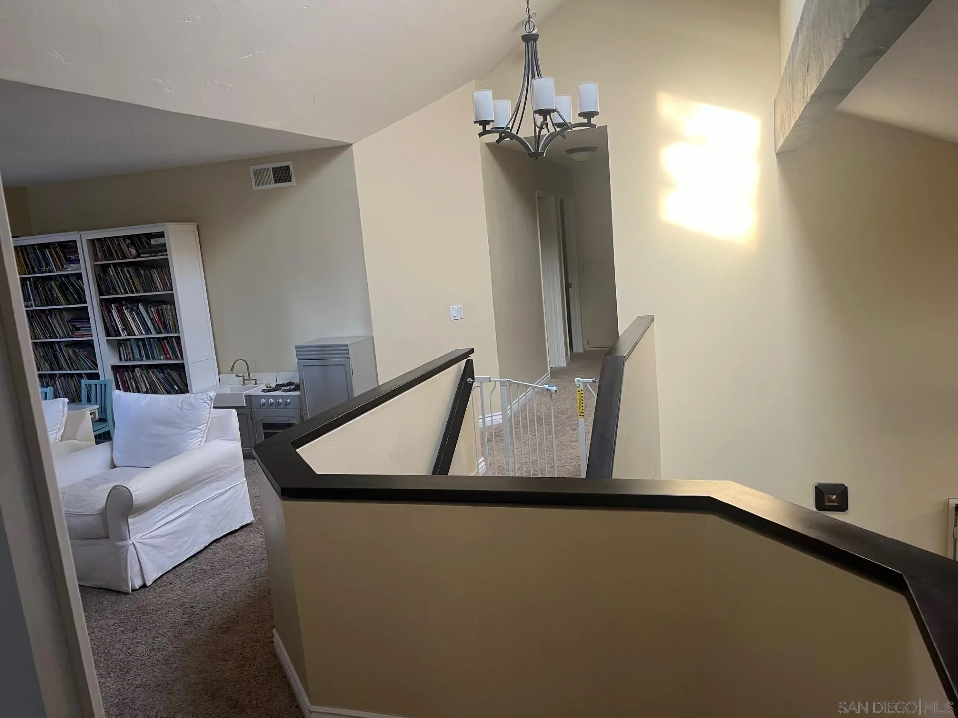 https://cdn.realtyfeed.com/cdn/127/250000357/420fff9009d5e11ce231a4de923f51fb.webp