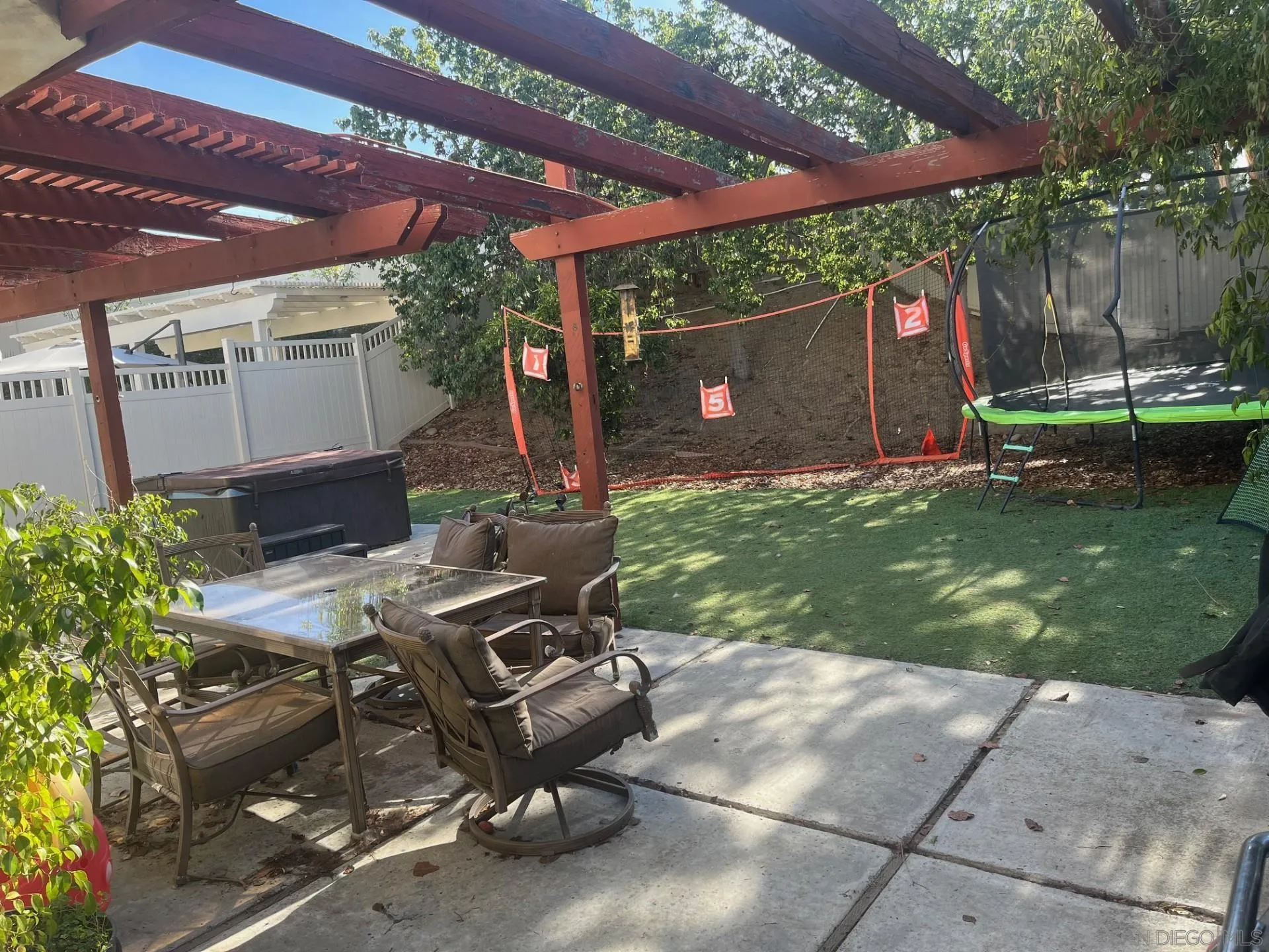 https://cdn.realtyfeed.com/cdn/127/250000357/835eede4ee068599286744d30491240b.webp