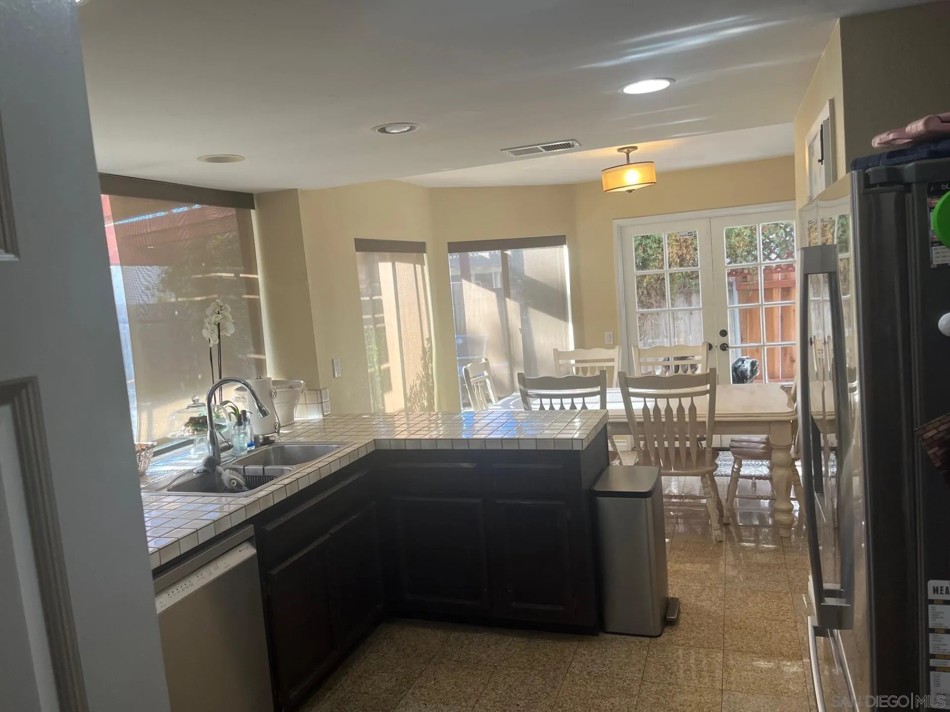 https://cdn.realtyfeed.com/cdn/127/250000357/a20c60f740e19f14e91fd1cc22795780.webp