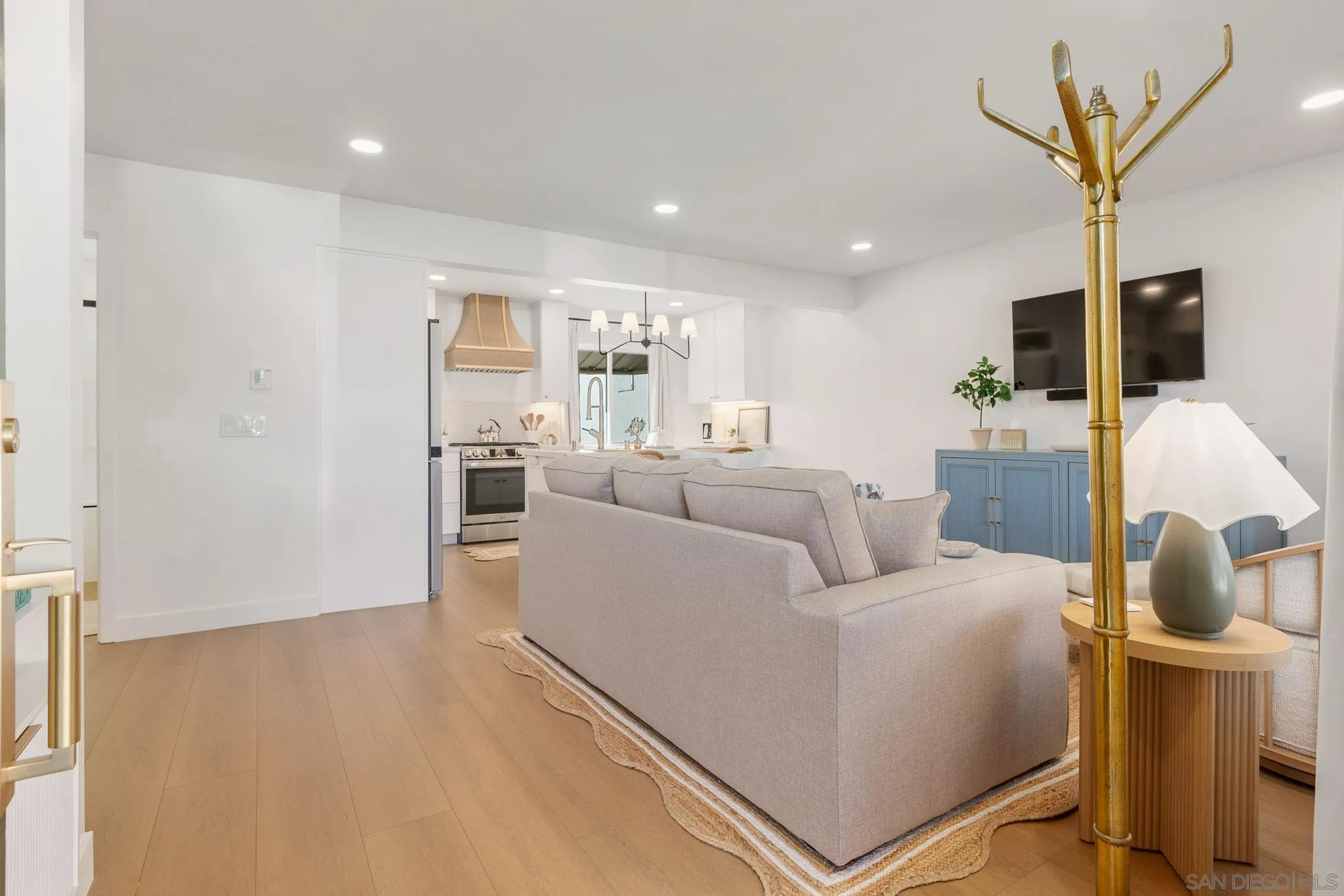 210 A Street Unit 2, Encinitas, Ca 92024 - Photo 4 of 44, Encinitas, CA