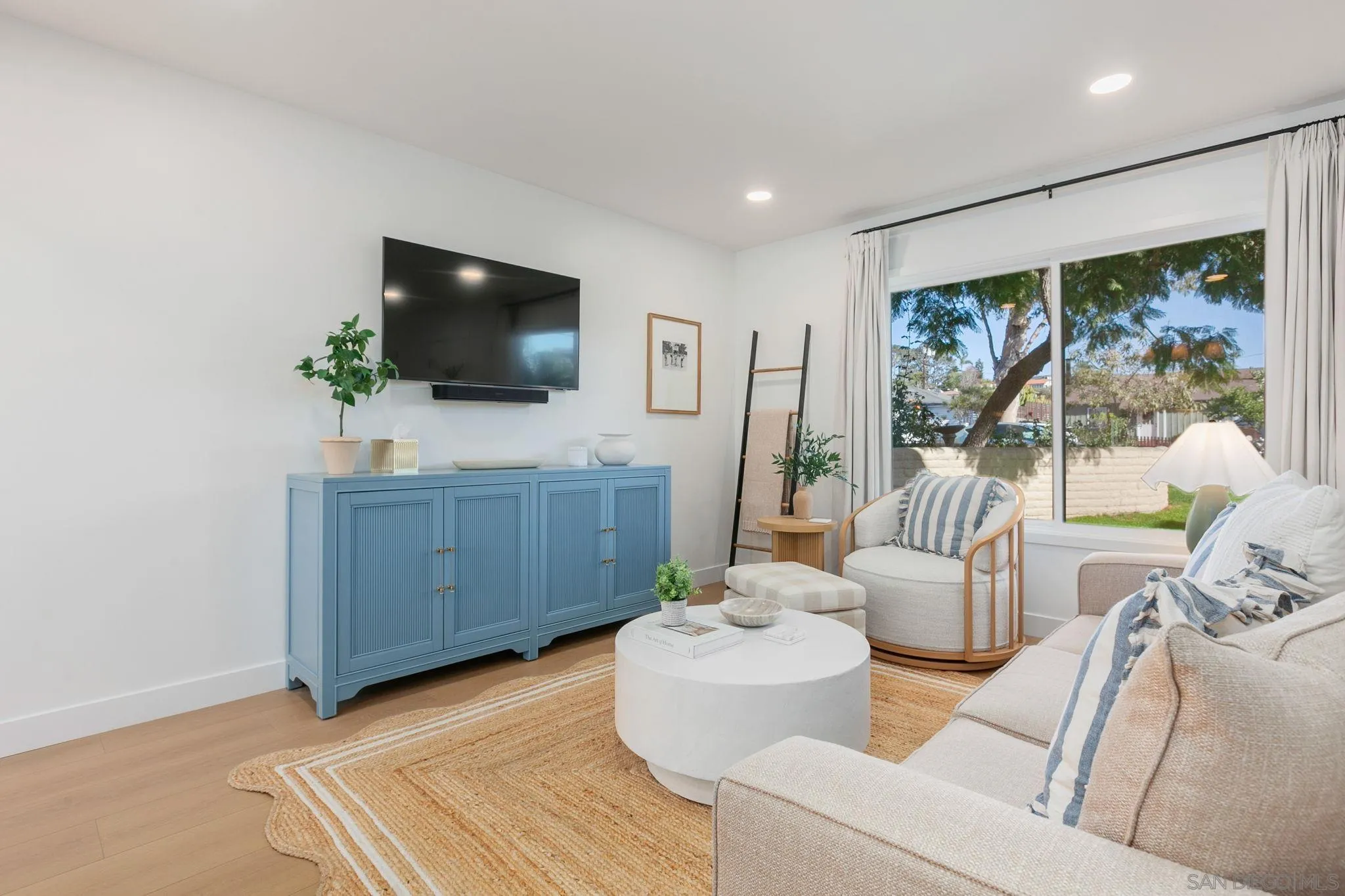 210 A Street Unit 2, Encinitas, Ca 92024 - Photo 3 of 44, Encinitas, CA