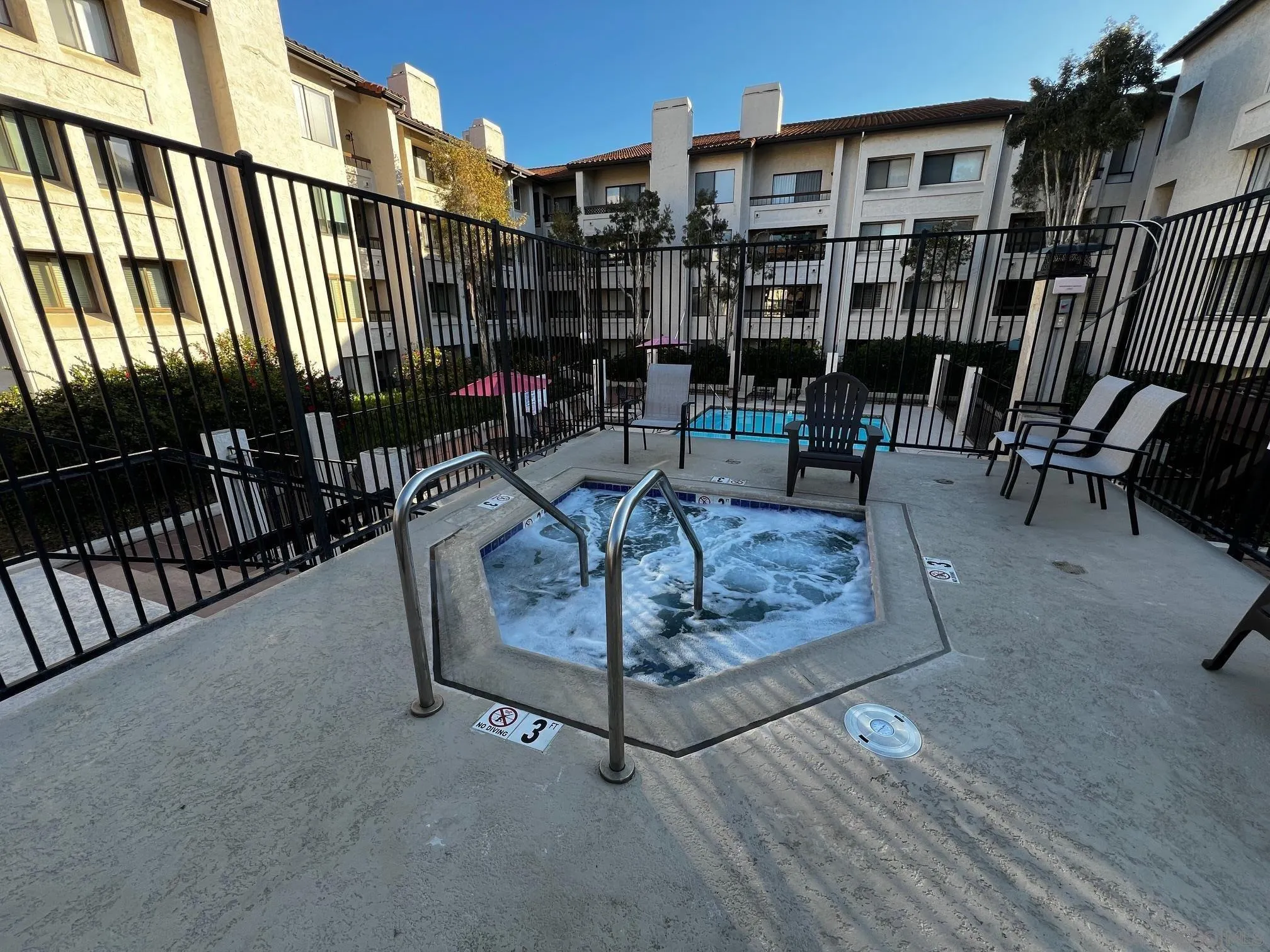 Photo #2: 250000510 Listing 