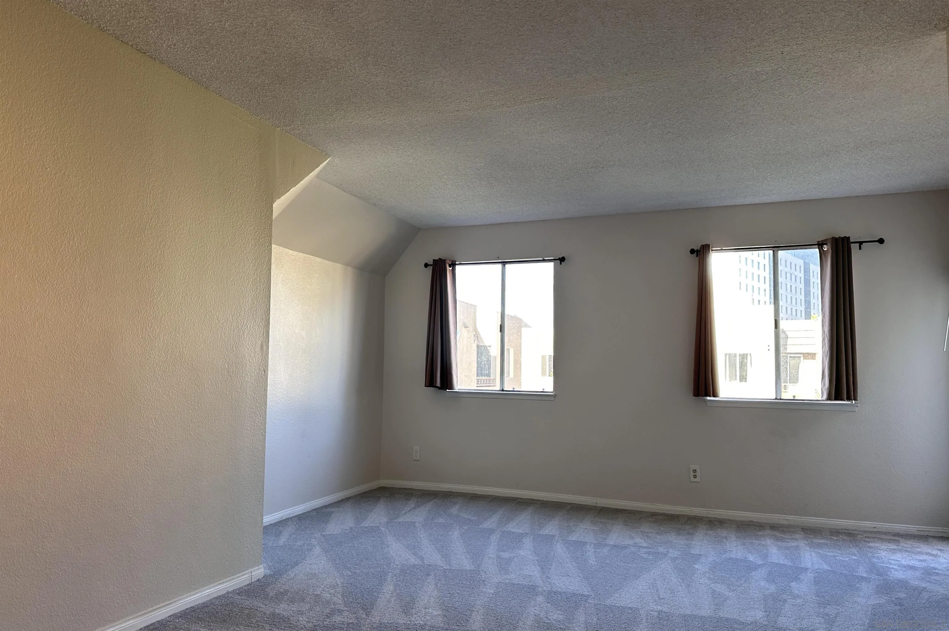 Photo #6: 250000648 Listing 