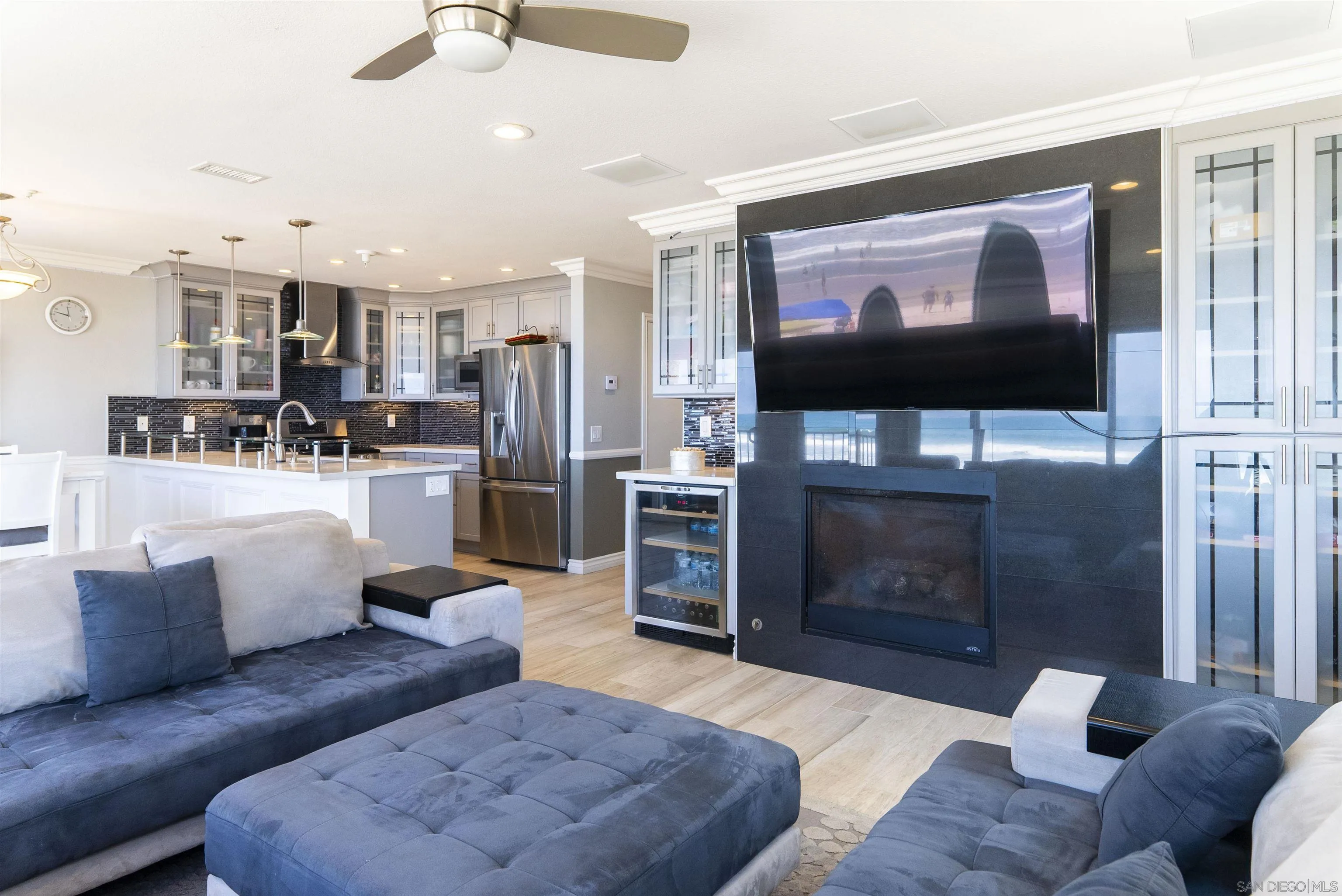 Photo #6: 250000657 Listing 